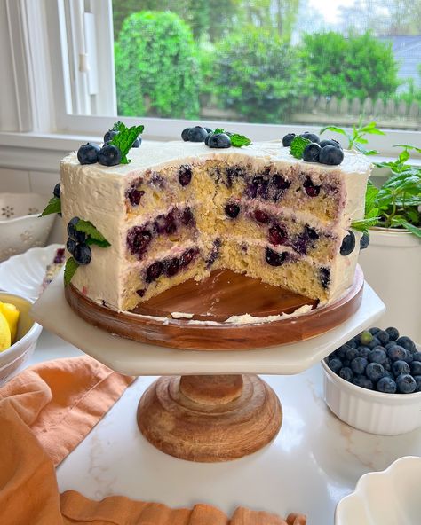 Moist Lemon Blueberry Layer Cake Moist Lemon Blueberry Cake, Blueberry Lemon Birthday Cake, Lemon And Blueberry Cake, Lemon Blueberry Layer Cake, Blueberry Layer Cake, Spring Cakes Recipes, Lemon Birthday Cakes, Blueberry Lemon Cake Recipe, Blueberry Frosting