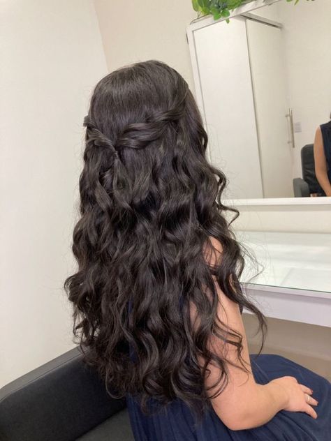 Cute Prom Hairstyles, Simple Prom Hair, Guest Hair, Prom Hair Down, Ball Hairstyles, Quince Hairstyles, Prom Hairstyles For Long Hair, בר מצווה, Hairdo For Long Hair