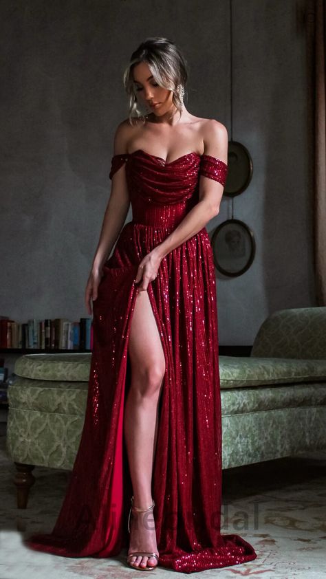 Red backless gown