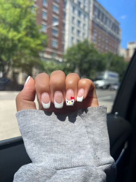 Nail Ideas Hello Kitty Simple, Plain Hello Kitty Nails, Hello Kitty Nails Natural, Coquette Nails Short Simple, Short Nail Inspo Hello Kitty, Cute Acrylic Nails Y2k, Y2k Nails Natural, Hello Kitty Aesthetic Nails, Hello Kitty Nails Almond Shape