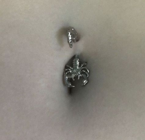 Emo Piercings, Goth Piercings, Queer Aesthetic, Skin Piercing, Button Tattoo, Navel Piercing Jewelry, Bellybutton Piercings, Belly Button Piercing Jewelry, Belly Piercing Jewelry