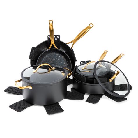 Black Pot And Pan Set, Black Cookware Set, Black And Gold Pots And Pans, Gold And Black Kitchen Decor, Best Cooking Pots And Pans, Gold Pots And Pans, Black Pots And Pans, Thyme And Table, Black And Gold Kitchen