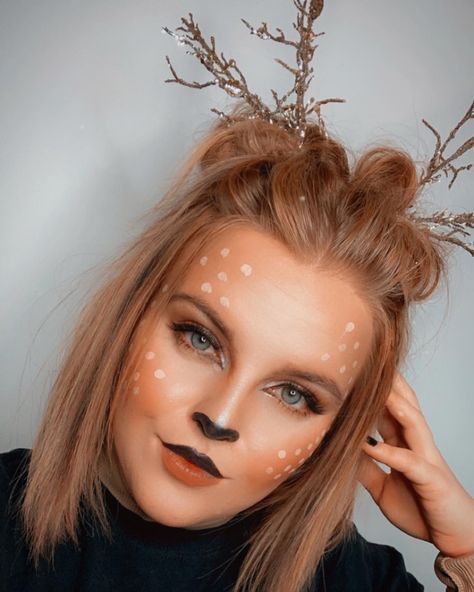 Diy Women’s Deer Costume, White Stag Makeup, Easy Reindeer Costume, Diy Deer Face Makeup, Womens Deer Costume Diy, Reh Make Up, Deer Diy Costume Women, Simple Deer Makeup Halloween, Reindeer Costume Makeup