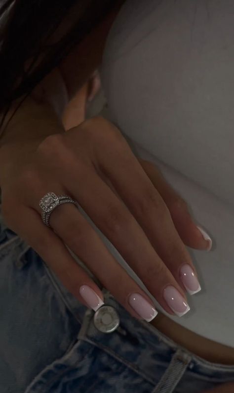 Model Off Duty Nails, French Manicure Minimalist, French Manicure Engagement Ring, Mid Nails Ideas Square, Milky Base Nails Design, Old Money Nails Ideas Square, Short Natural Nails Acrylic Classy, Elegant Gel X Nails, Clean Valentines Day Nails