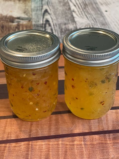 PINEAPPLE JALAPENO JELLY Muscadine Jalapeno Jelly, Yellow Pepper Jelly, Pineapple Jalapeño Jelly, Pineapple Hot Pepper Jelly, Jalapeno Pineapple Jelly Recipe, Jalapeño Pear Jelly, Pineapple Jalapeño Jam, Dr Pepper Jelly, Hot Pepper Jelly Recipe Canning