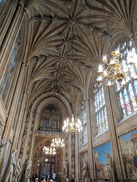 A Guided Tour: Palace of Westminster and Houses of Parliament • Angela Travels Westminster Palace, Westminster Abbey London, Palace Of Westminster, House Of Lords, Palace Interior, House Of Commons, Houses Of Parliament, Marble Statues, Urban Environment