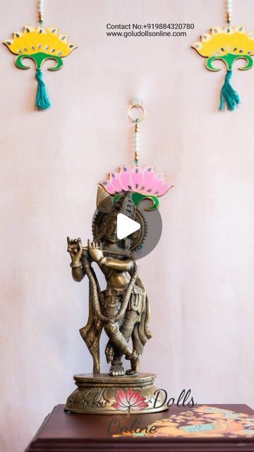 Krishna Graceful standing Krishna playing his flute. #goludollsonline #golu #navarathrigoludolls2024 #navarathri #navaratri #goludecorations #goludollsonlineshopping #goludollsusa #brass #godbrassidols Krishna, Brass, Dolls