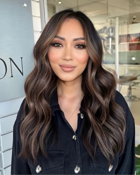 Brown Summer Hair, Brown Hair Ideas, Black Hair Balayage, Highlights Balayage, Caramel Balayage, Spring Hair Color, Hair Dark, Spring Hair, Low Maintenance Hair