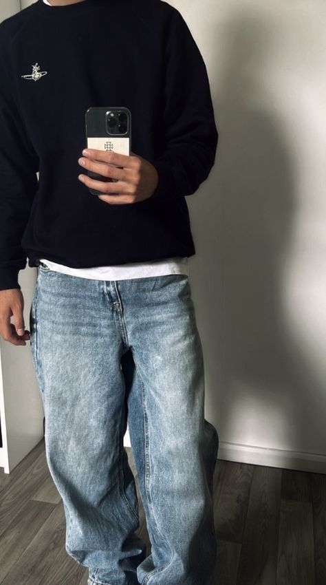 Straight Man Outfit, Clothing Inspo For Guys, Athletic Style For Men, Dark Guy Outfits, Boy Streetwear Outfit, Boys Streetwear Outfit, Utah Boy Fits, Men Thrifted Outfits, Boy Outfit Inspo Aesthetic