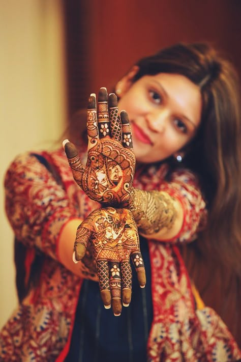 Shivani & Tanmay – A Fairy-tale Wedding Fit for A Princess and Her Prince At Taj Land’s End – India's Wedding Blog Mehandi Rasam Photography, Mehndi Closeup, Mehndi Rasam, Mehandi Pose, Mehendi Pose, Mehandi Poses, Mehendi Poses, Mehndi Shoot, Mehndi Poses