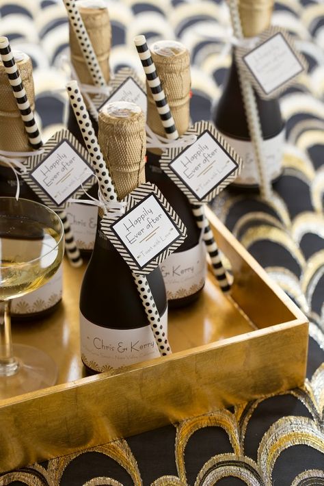 These pretty, petite champagne bottles make lovely wedding favors. Just personalize Avery Square Tags (22849) and Wraparound Labels (80506) for free at www.avery.com/print. Art Deco Wedding Favors, Budget Friendly Wedding Favours, Champagne Wedding Favors, Alcohol Wedding Favors, Deco Cinema, Creative Wedding Favors, Mini Champagne Bottles, Party Favors For Adults, Wedding Favors And Gifts