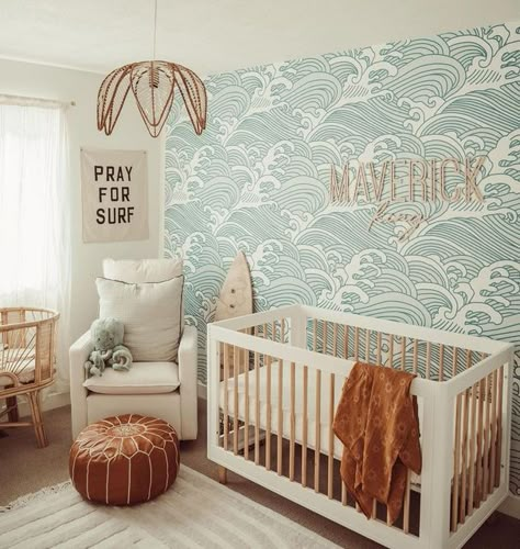 Project Nursery on Instagram: "When we polled our customers in stories asking what your favorite gendery neutral nursery themes are, many of you said Coastal or Surfer. 🌊 We love this look too!⁠ Head to stories to see more themes. ⁠ 📸: @jenanderson_photography⁠ ⁠ #projectnursery #nursery #nurseryfurniture #freeshipfurniture #nurserydecor #boynursery #surfernursery #coastaldecor #coastalnursery #babycrib #babyrocker" Beach Baby Rooms, Neutral Nursery Themes, Ocean Baby Rooms, Surfer Nursery, Beach Theme Nursery, Surf Nursery, Nursery Themes Neutral, Coastal Nursery, Ocean Themed Nursery