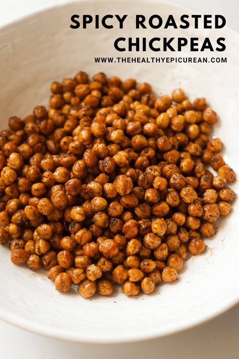 These spicy roasted chickpeas include a delicious spice mixture that's sure to knock your socks off. They're the best easy and healthy crunchy snack! Spicy Roasted Chickpeas, Chickpea Recipes Roasted, Chickpea Snacks, Chickpeas Recipe, Crunchy Snack, Chickpea Recipes, Roasted Chickpeas, Edamame, Spicy Recipes