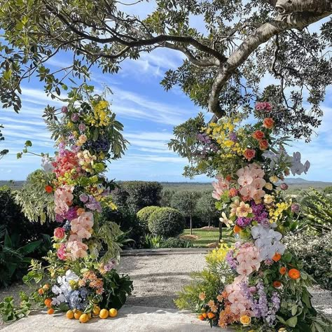 Eternally Yours Wedding, End Of Summer Wedding, Flower Garden Wedding, Decor Photobooth, Colorful Floral Wedding, Garden Party Wedding, Future Wedding Plans, Wildflower Wedding, 2024 Wedding