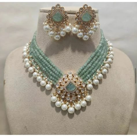 Latest Beads Jewellery Designs, Polki Necklace Choker, Designer Wedding Jewelry, Latest Necklace Design, Jewelry Necklace Simple, Pakistani Jewellery, Kundan Jewellery Set, Choker Necklace Designs, Micro Beads