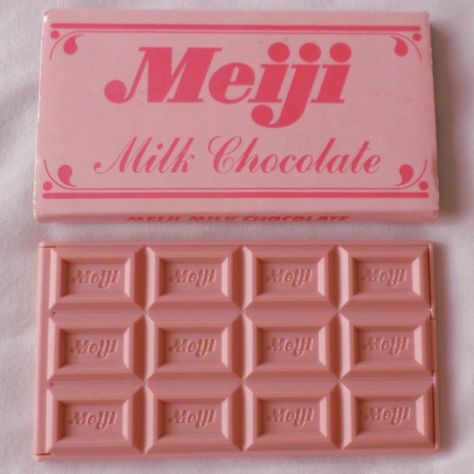 Noriker Horse, Meiji Chocolate, Wallpers Pink, Cute Snacks, Pink Chocolate, Crayon Box, Japanese Candy, Pink Foods, Japanese Snacks