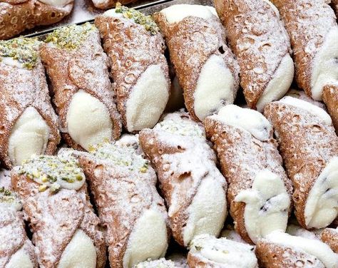 Sicily's most famous sweet                                                                                                                                                                                 More Sicilian Cannoli Recipe, Cannoli Recipes, Sicilian Cannoli, Italian Cannoli, Cannoli Siciliani, Cannoli Recipe, Cannoli Cream, Italian Sweets, Italy Magazine