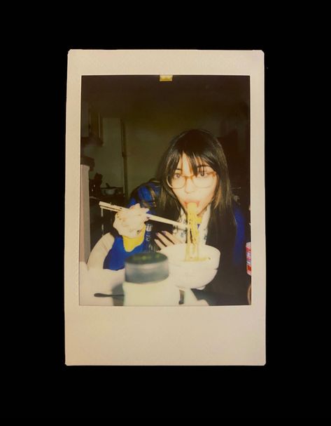 Polaroid Photoshoot, Polaroid Camera Pictures, Ramen Aesthetic, Film Polaroid, Polaroid Photography, Instax Film, Photo Polaroid, Instax Photos, Polaroid Pictures