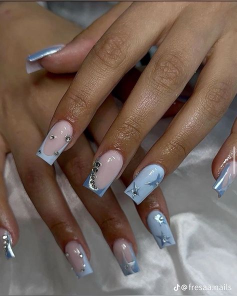 Short Light Blue Nails With Rhinestones, Grad Nails Acrylic Blue, Nail With Crystals, White Silver And Blue Nails, Light Blue And White Nails Acrylic Short, Light Blue With Silver Nails, Light Blue Prom Nails Short, White Stars On Nails, Light Blue Acrylic Nail Designs