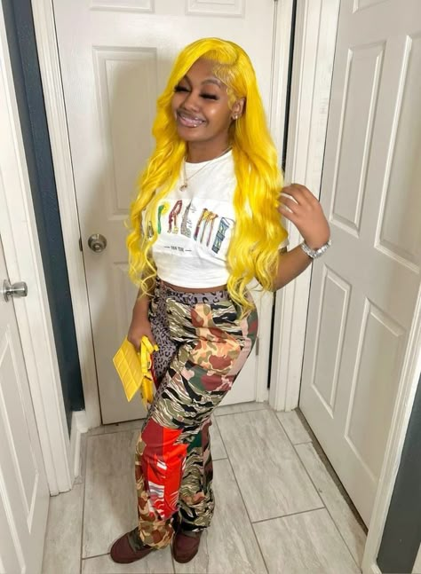 Hair Color Yellow, Birthday Fit Ideas, 16th Birthday Outfit, Outfit Yellow, Girls Streetwear, Birthday Fit, Throwing Fits, Unique Clothes, Fly Outfit