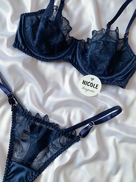 Lingerie Inspiration, Blue Lingerie, Cute Lingerie, Silk Lingerie, Lingerie Outfits, Pretty Lingerie, Romantic Gifts, Aesthetic Grunge, Bra And Panty Sets