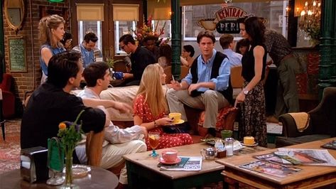 Looks like Friends' Central Perk coffee shop could be opening for real | Her.ie Monica And Phoebe, Friends Central Perk Coffee, Chandler Joey, Rachel Chandler, Shop Small Quotes, Entertainment Center Kitchen, Entertainment Table, Coffee Shop Logo, Friends Central Perk