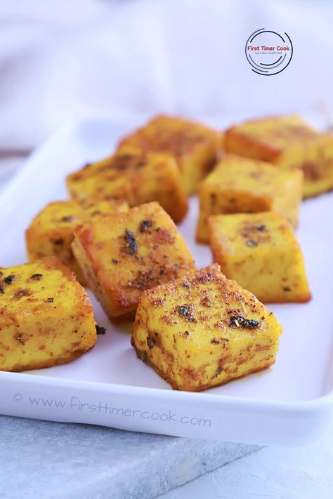 Cottage Cheese Bites, Veggie Dinner Ideas, Fried Paneer, Indian Cheese, Paneer Cheese, Paneer Dishes, Middle East Recipes, Snacks Vegan, Indian Vegetarian Recipes