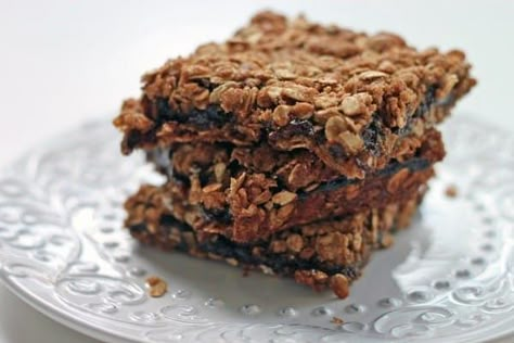 Plum Bars, High Fiber Snacks, Blueberry Crumble Bars, Fiber Snacks, The Chew Recipes, Plum Recipes, Dried Plums, Crumble Bars, Oat Bars