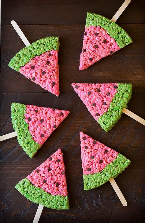 Watermelon Rice Krispie Treats - Cooking Classy - Use Dandie's or Trader Joe's Vegan Marshmallows National Watermelon Day, Watermelon Day, Watermelon Birthday Parties, Vegan Marshmallows, Krispie Treats Recipe, Watermelon Party, Watermelon Birthday, Krispy Treats, Kids Treat