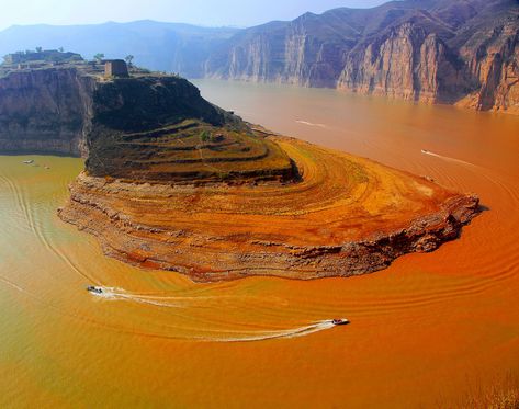 Ningxia | Land, People, Economy, History, & Facts | Britannica Getty Images Photographs, Drive Forever, Andrea Del Sarto, Flowers Mountain, Mountain Ocean, Photos Landscape, Natural Wonders Of The World, Yellow River, Pale Blue Dot