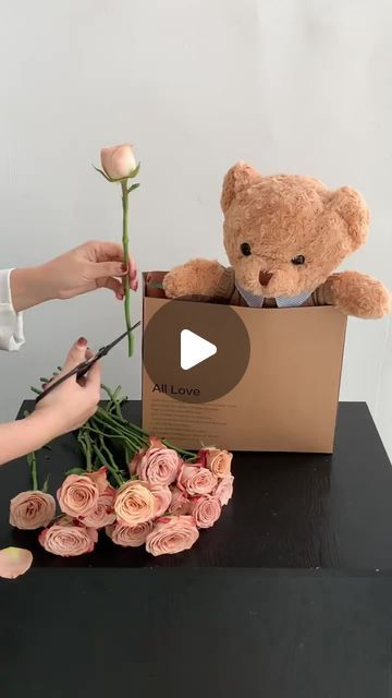 FloralSupplies.com on Instagram: "🌷bouquet box with teddy bear🌿🌷 #florist #flowerarrangement #floraldesign #flowerbox #flowergiftbox #bouquetbox" Teddy Bear Floral Arrangements, Teddy Bear Bouquet Diy, Teddy Bear Flower Arrangement, Teddy Bear With Flowers, Teddy Bear Bouquet, Plush Bouquet, Small Valentines Gifts, Flower Bouquet Boxes, Bear Bouquet