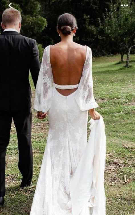 Wedding Dresses Lace Sleeves, Boho Wedding Dresses With Sleeves, Boho Bridal Dress, Minimal Wedding Dress, Lace Wedding Dress With Sleeves, Wedding Dress Guide, Boho Wedding Dresses, Dress Guide, Dream Wedding Ideas Dresses