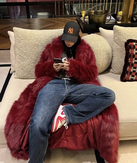 Fur Coat Outfit, Coat Outfits, Look At You, Looks Style, Winter Fashion Outfits, Winter Looks, Fashion Killa, Look Fashion, Autumn Winter Fashion