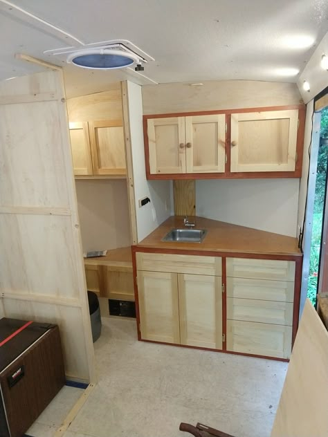 Cargo Trailer Bathroom Ideas, Cargo Trailer Bathroom, Enclosed Trailer Cabinets, Diy Cargo Trailer, Camper Cabinets, Trailer Cabinets, Hunting Trailer, Office Addition, Enclosed Trailer Camper