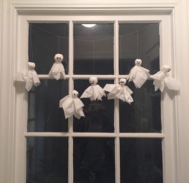 DIY Tissue Ghosts - easy & cheap to make. Great for kids! Tissue Paper Ghosts, Tissue Ghosts, Paper Lantern Ghosts Diy, Homemade Hanging Ghosts, Packing Tape Ghost Diy, Diy Packing Tape Ghost Tutorial, Diy Ghost Decoration, How To Make Ghosts, Brownies Activities