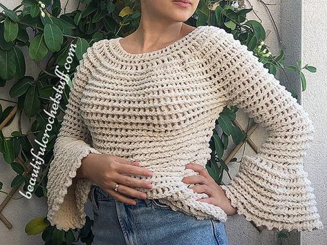 Share a Pattern – The best patterns, every day. Flare Sleeves Pattern, Sweater Free Pattern, Sweater Pattern Free, Crocheted Clothes, Crochet Sleeves, Flare Sleeve Sweater, Crochet Spring, Crochet Sweater Pattern, Simple Scarf