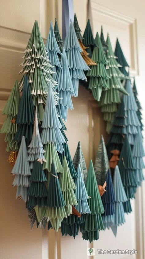 Cricut Christmas Wreath Ideas, Non Holiday Wreath, Christmas Paper Door Decorations, Easy Recycled Christmas Decorations, Large Christmas Wreaths Diy, Diy Paper Decorations For Wall, Christmas Wreath Unique, New Year Ideas Decoration Creative, Quick Christmas Decorations