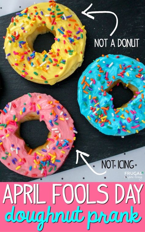 April Fools Food Prank. Apples turned into donuts #FrugalCouponLiving #aprilfoolsday #pranks #aprilfools #apple #doughnuts #donuts #doughnutrecipe #applerecipes Elder Activities, Food Prank, April Fools Tricks, April Fools Food, April Fools Day Pranks, Work Pranks, Food Pranks, Funniest Pranks, Best April Fools