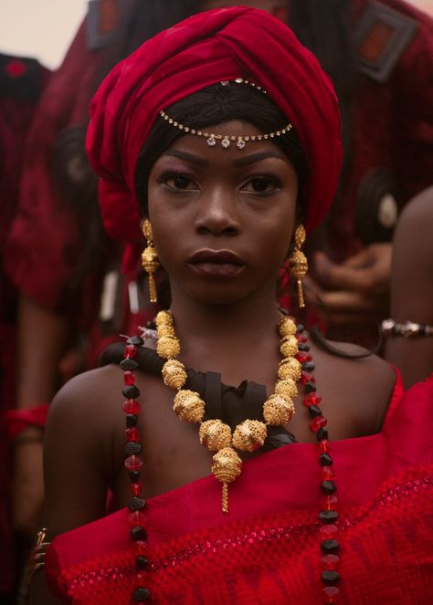 Ozwald Boateng, African Aesthetic, Orishas Yoruba, African Royalty, Vintage Black Glamour, New Street Style, Afro Punk, African Style, African Culture