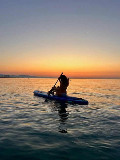 #sunrise #sunrisephotoshoot #paddle #paddleboarding Vision Board Paddle Boarding, Sunrise Vision Board, Paddle Board Aesthetic, Paddleboarding Aesthetic, Paddle Boarding Aesthetic, Sunrise Run, When Will My Life Begin, 2025 Vibes, 2025 Prayer