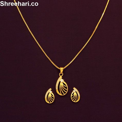 http://www.shreehari.co/ Jewellery for INR 450.00 http://bit.ly/1HazdK2 Pendent Set Gold Pendant Earrings, Pendent Designs Gold, Chain Designs Gold Women, Pendent Set Gold, Gold Locket Design, Stylish Gold Earrings, Engagement Ring Non Traditional, Pendent Design, Necklace Women Gold