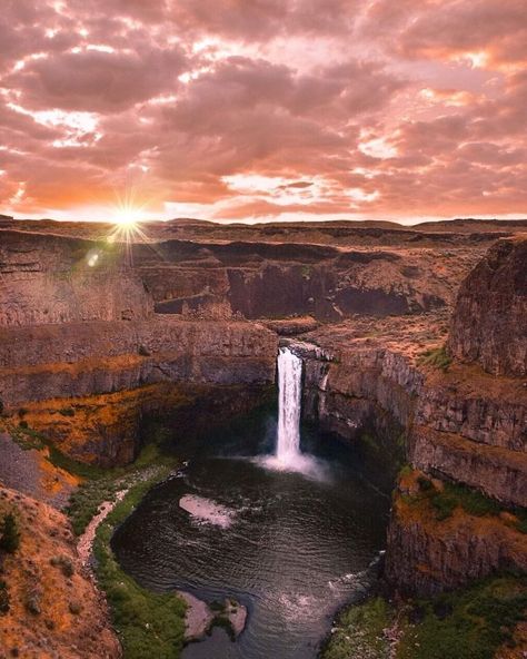 Palouse Washington, Palouse Falls, The Palouse, Be Adventurous, Silver Falls, Falls Creek, Wooden Bridge, Washington Usa, Columbia River Gorge