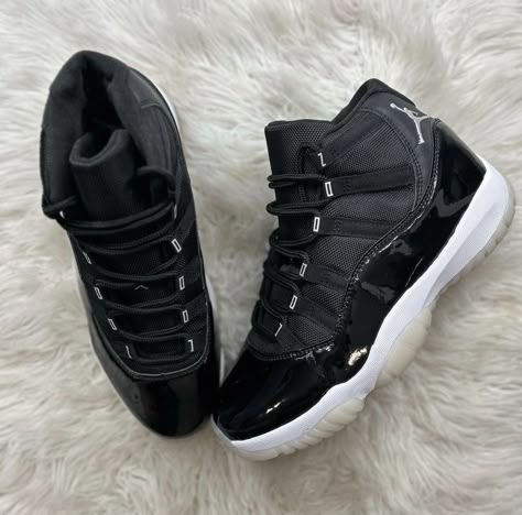 Jordans Retro 11, Jordan 11 Aesthetic, Retro 11 Jordans Outfit Women, Jordan 11 Jubilee Outfit, Jordan 11 Black And White, Black Jordan 11, 11s Jordans, Jordans 11, Jordan 11 Jubilee