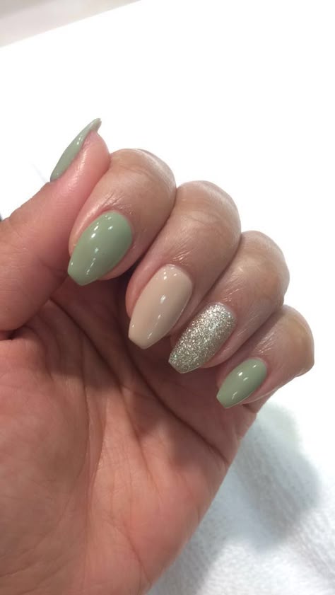 Matte Jade Nails, Wedding Nails Bridesmaid Green, Sage Green Nails With Gold Accent, Olive Green And Cream Nails, Dusty Sage Green Nails, Sage Green Ballerina Nails, Sage Green And Cream Nails, Olive Green And Beige Nails, Simple Nail Ideas Green