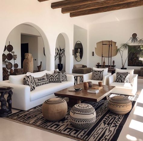 African Decor Living Room, Modern African Decor, African Living Rooms, Afrocentric Decor, African Interior Design, African House, African Inspired Decor, African Interior, African Home Decor