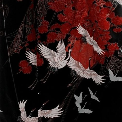 Crane Print, Chinese Aesthetic, Red Kimono, Kimono Floral, The Boogeyman, Japan Aesthetic, Aesthetic Japan, Japanese Embroidery, Japanese Silk