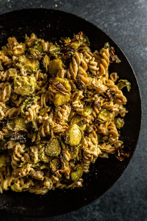 Lemon Brussel Sprout Pasta, Brussel Sprout Pasta Recipes, Brussels Sprout Pasta, Pasta Brussel Sprouts, Brussel Sprouts Pasta, Brussels Sprouts Pasta, Brussel Sprout Pasta, Pasta With Lemon Sauce, Healthy Pasta Bake