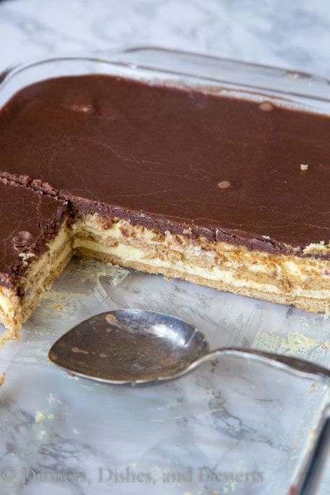 No Bake Eclair, No Bake Eclair Cake, Boston Cream Cake, Eclair Cake Recipes, Ice Box Cakes, Chocolate Eclair Cake, Ice Box Cake, Icebox Cakes, Icebox Cake Recipes