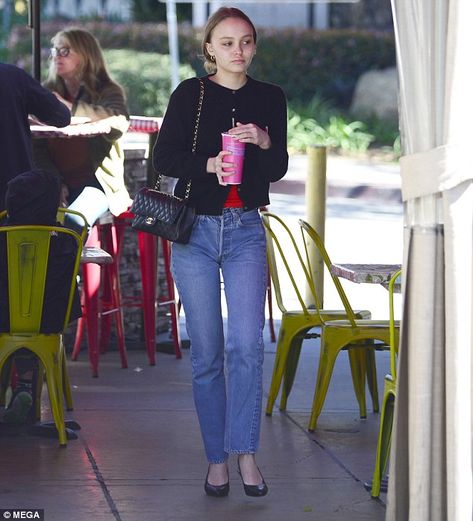 Off-duty beauty: Lily-Rose Depp showcased her naturally radiant beauty as she went make-up free following a lunch date at Pinches Tacos in Los Angeles on Sunday afternoon Lily Rose Depp Casual, Skater Girl Outfits Grunge, Lily Depp, Lily Rose Depp Style, Black Bra Top, Rose Depp, Lunch Date, Lily Rose Depp, Rose Style