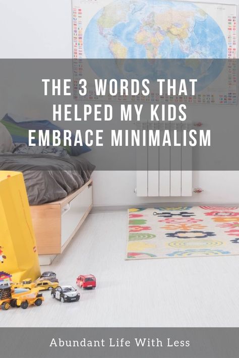 Minimal Kids Room, Family Minimalism, Becoming A Minimalist, Become A Minimalist, Minimalist Kids Room, Minimalist Family, Live With Less, Minimalist Mom, Minimalist Kids